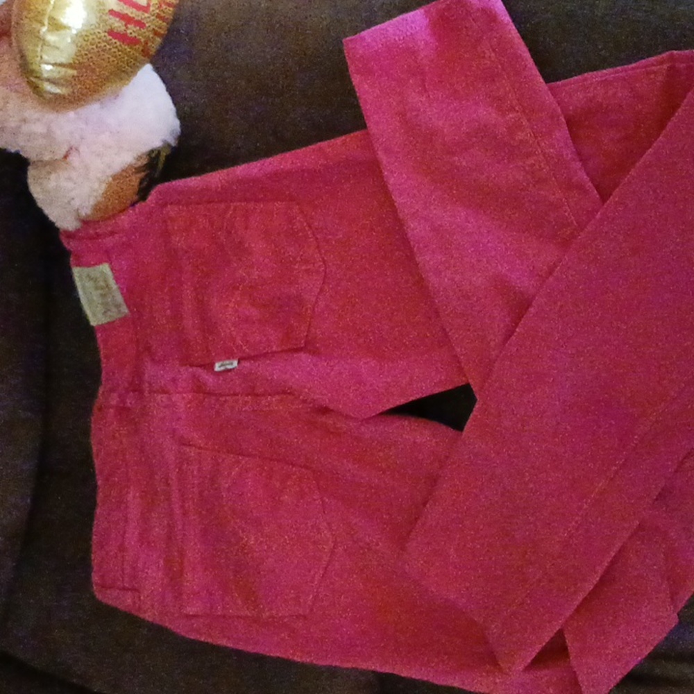 Levi's pink skinny jeans